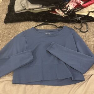 aerie blue cropped long sleeve athletic top large